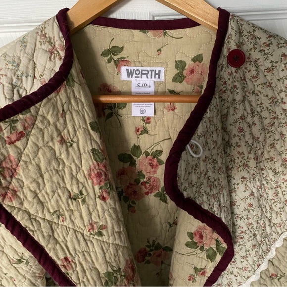 Quilt Coat - Picture 2 of 5